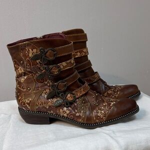 L'ARTISTE RODEHA BOOTS Women Size EU 41 US 10. In EXCELLANT CONDITION !